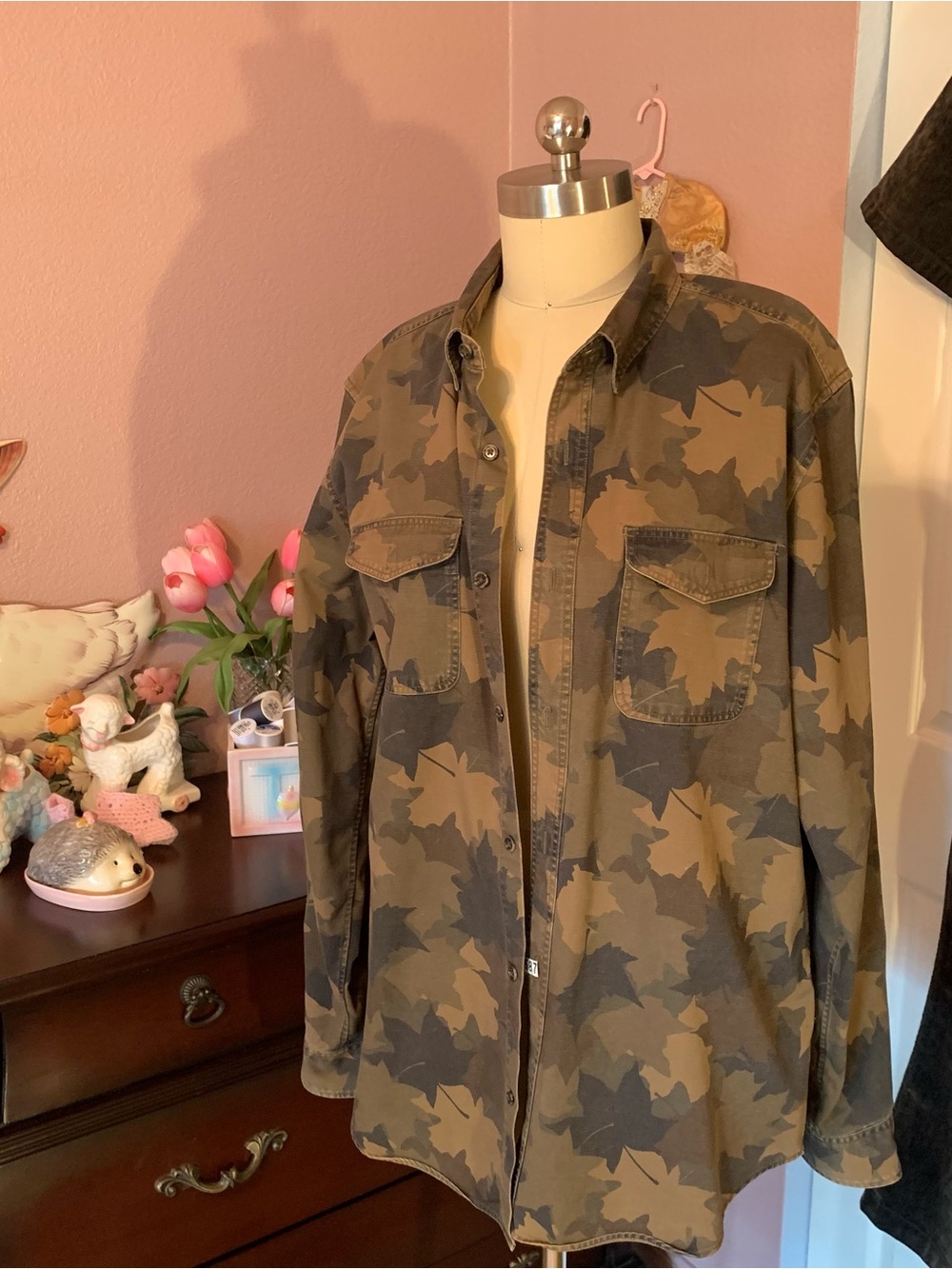 GAP Men's Camouflage Field Shirt Jacket in Olive and Black